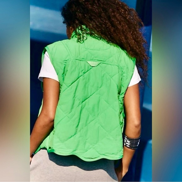 NWOT Free People Movement Quinn Quilted Puffer Vest - Sz Medium - Picture 3 of 8